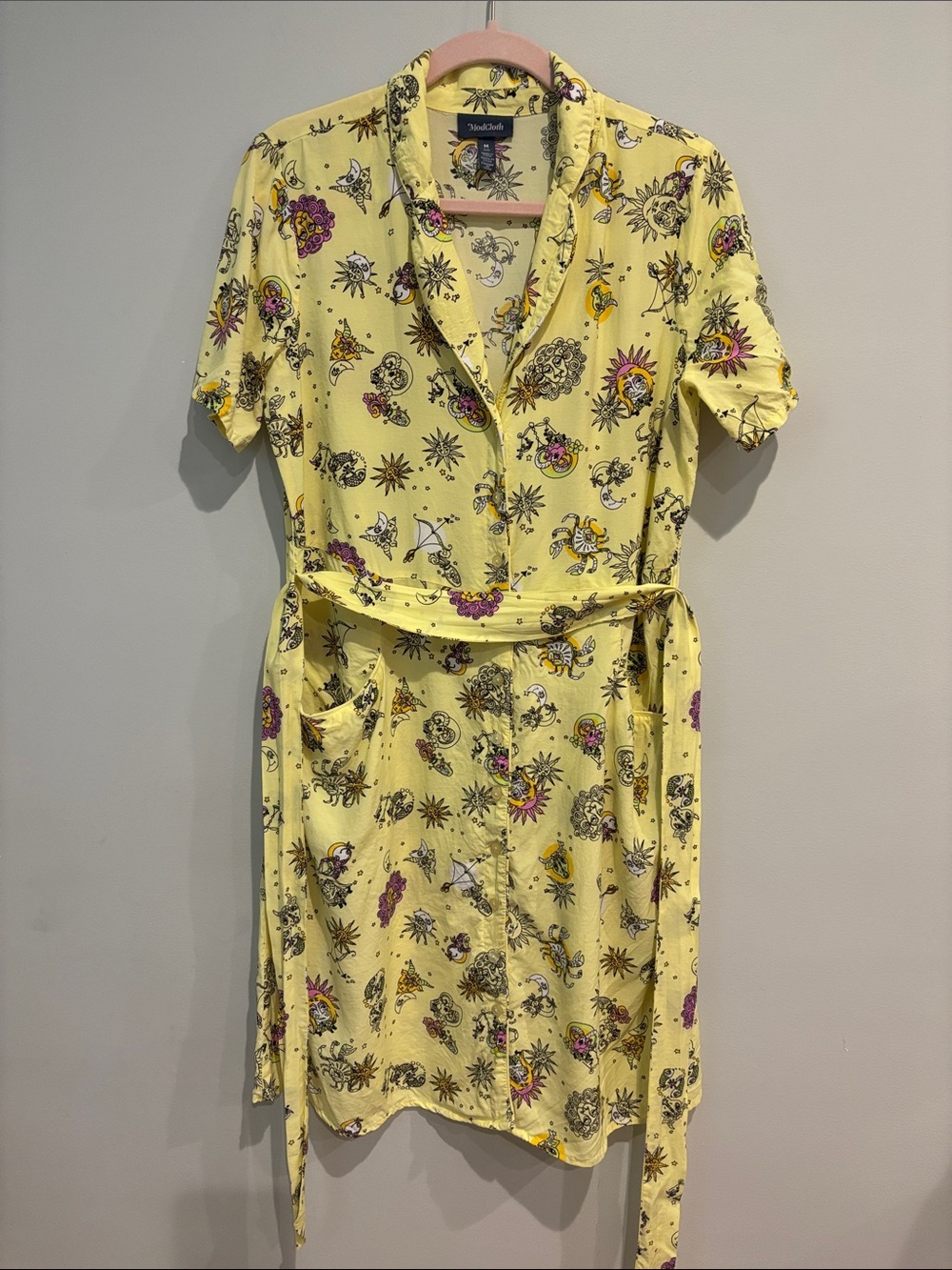 ModCloth Yellow Celestial Astrology Shirt Dress Zodiac Sun Moon Whimsigoth Sz M - Picture 5 of 16